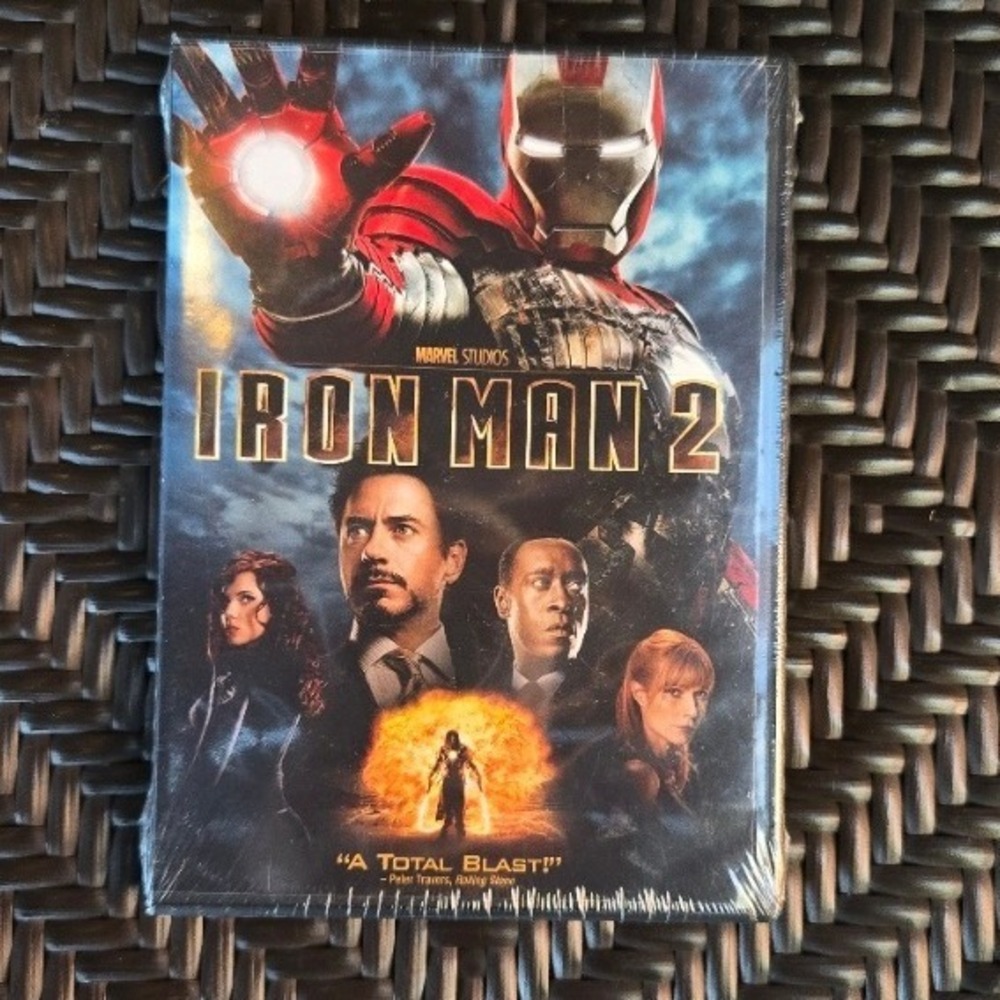 Iron Man 2 DVD Marvel Studios Movie Starring Robert Downey Jr.